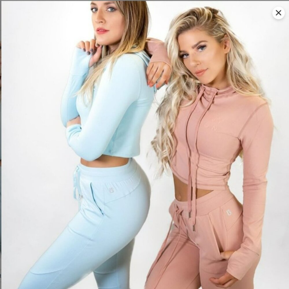 Buffbunny Jasmine Cropped Hoodie Peach M EUC